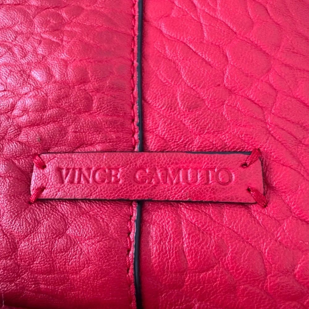 Vince Camuto Crossbody Bag Purse Scarlet Red 100% Genuine Leather Pockets Galore - Picture 10 of 13